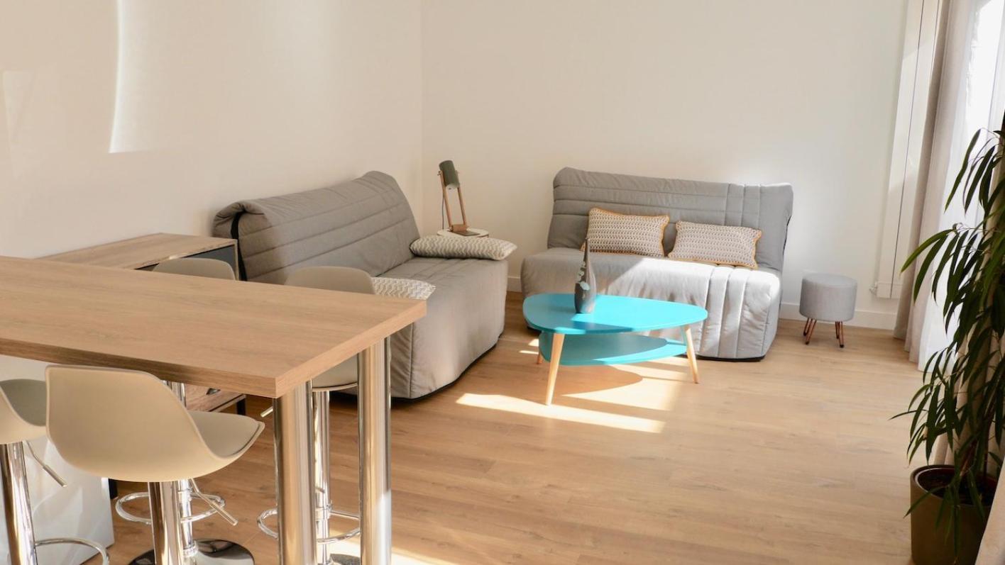 Nice, Dans Dans Un Ecrin De Nature Appartement