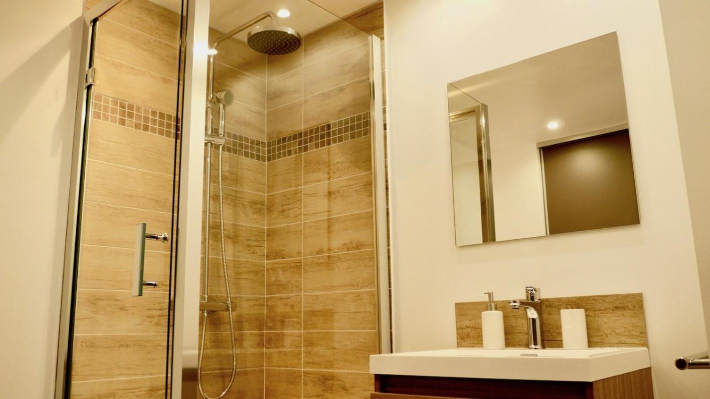Apartment Nice, Dans Dans Un Ecrin De Nature Nizza